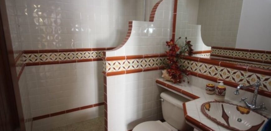 B290 – Casa amueblada de 3 habitaciones