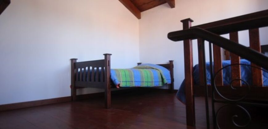 B290 – 3 bedroom furnished house