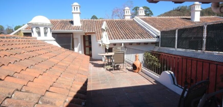 B290 – Casa amueblada de 3 habitaciones