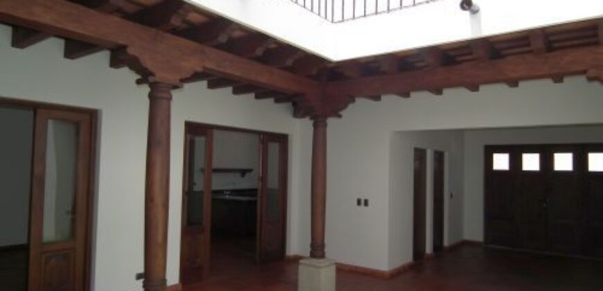 B271 – House for rent 3 bedrooms unfurnished