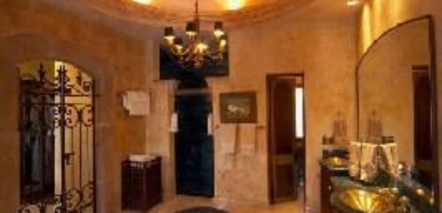 C222 – House For Rent 4 Bedrooms Unfurnished