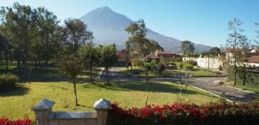 C222 – House For Rent 4 Bedrooms Unfurnished