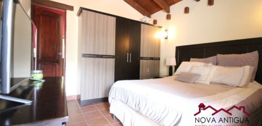 F345 – Beautiful 3 bedroom furnished house