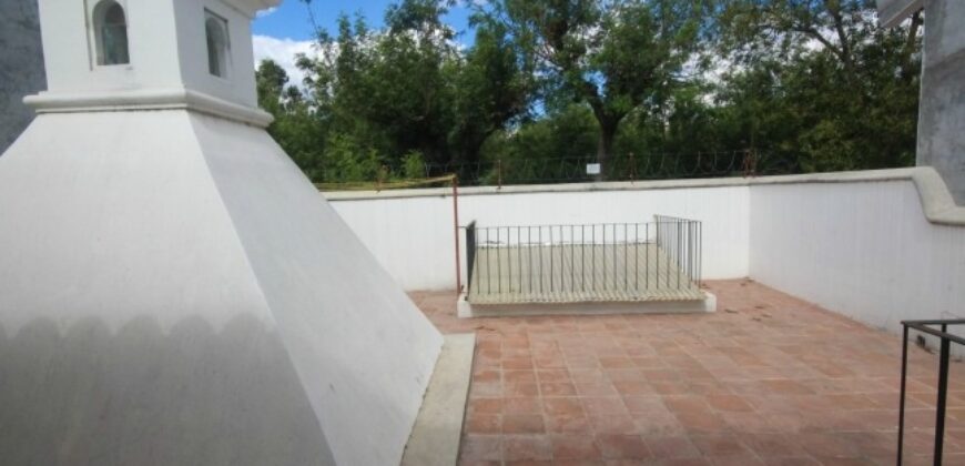 B282 – Beautiful two story house in Antigua Guatemala