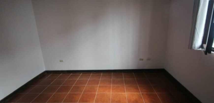 B282 – Beautiful two story house in Antigua Guatemala