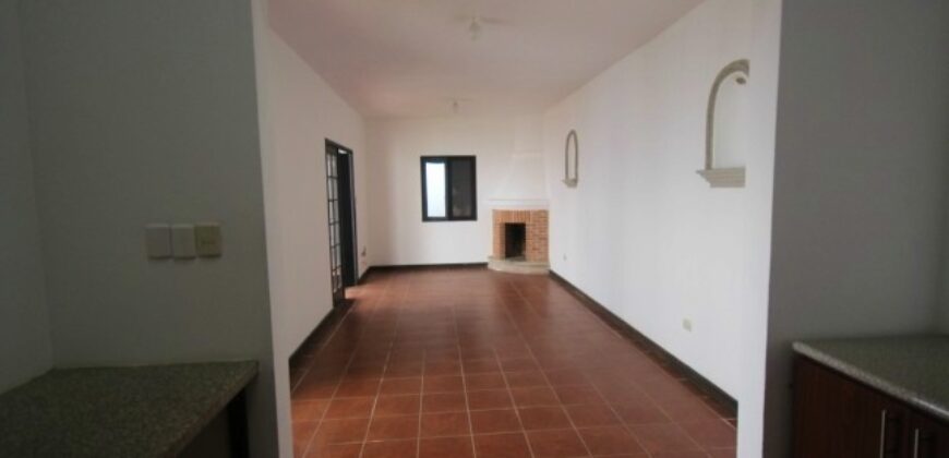 B282 – Beautiful two story house in Antigua Guatemala
