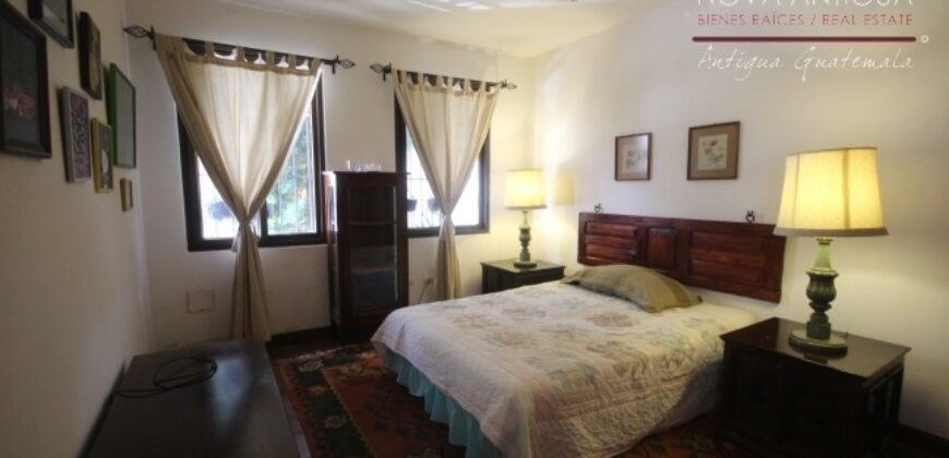 B283 – 4 bedroom house for rent furnished