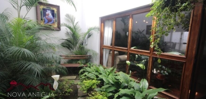 B283 – 4 bedroom house for rent furnished