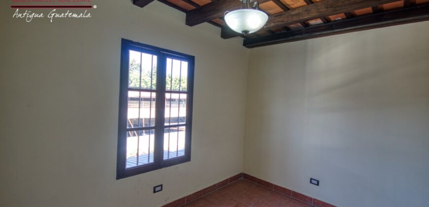 D281 – Casa en el sector de Panorama