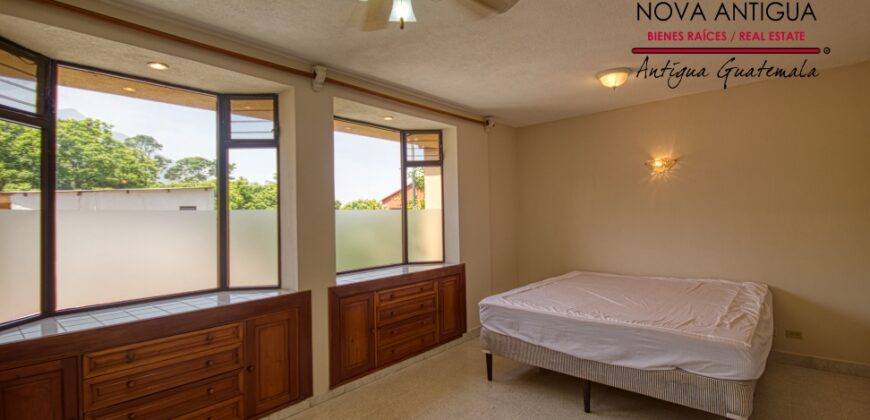 A956 – House 2 Bedrooms Semi Furnished