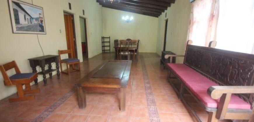 A516 – 2 bedroom house furnished