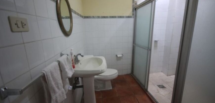 A516 – 2 bedroom house furnished