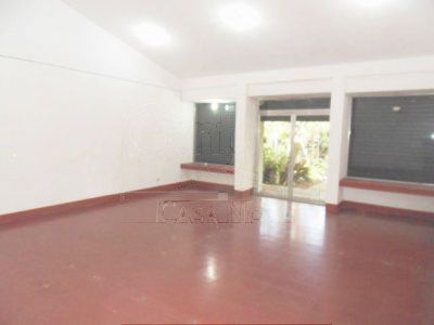 A952 – Comercial Space For Rent