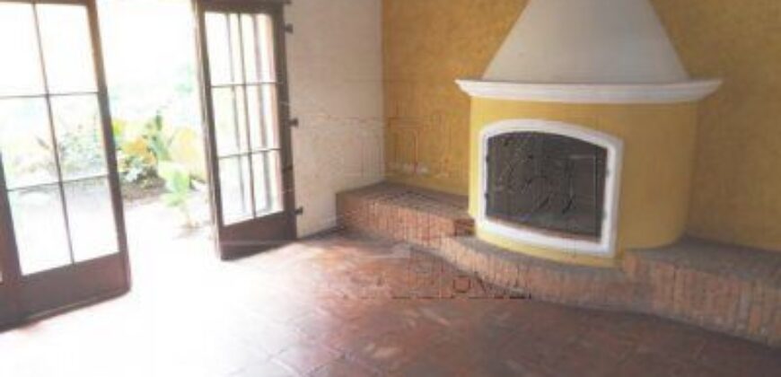 A949 – House For Rent 3 Bedrooms Unfurnished