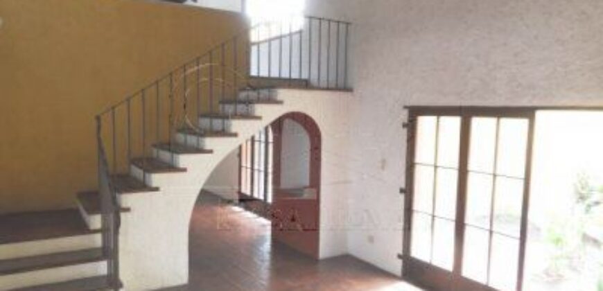 A949 – House For Rent 3 Bedrooms Unfurnished