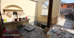 A1086 – Completely furnished 3 bedroom house