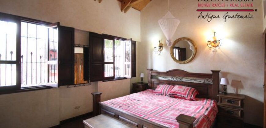 A356 – 3 bedroom house in residential development Barrio Belencito