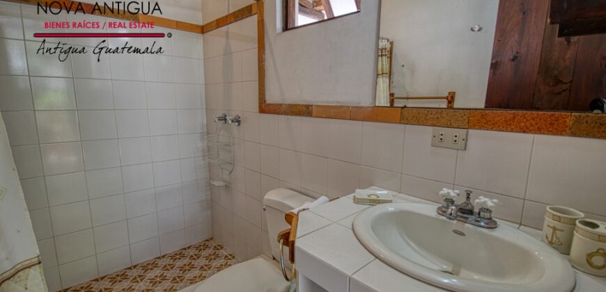 A3390 – House with 2  bedrooms for rent