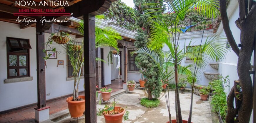 A3390 – House with 2  bedrooms for rent