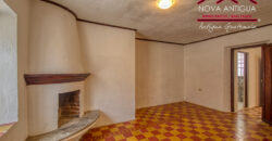 A4123 – Cute apartment only 4 blocks away from the Central Park