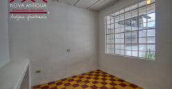 A4123 – Cute apartment only 4 blocks away from the Central Park