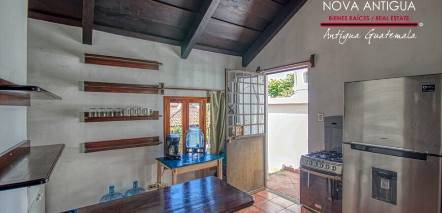 A733 – 1 bedroom apartment furnished