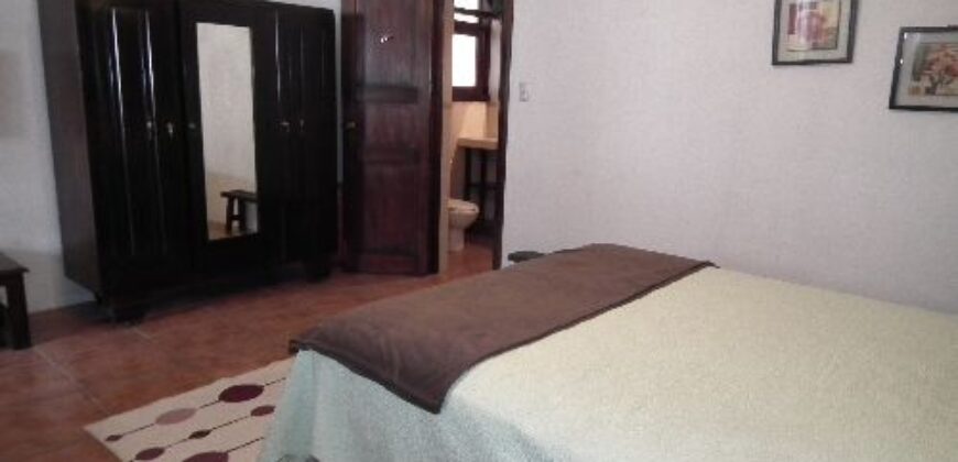 A914 – Apartamento en renta 1 habitacion amueblado