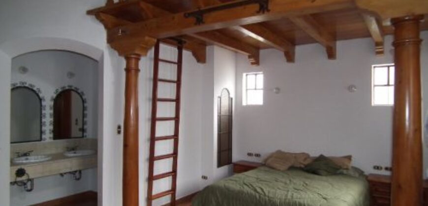 G230 – 3 bedrooms house for rent