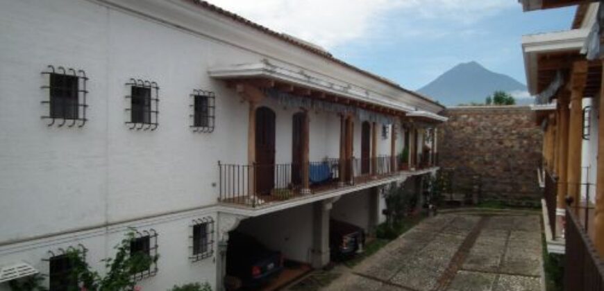 G230 – 3 bedrooms house for rent