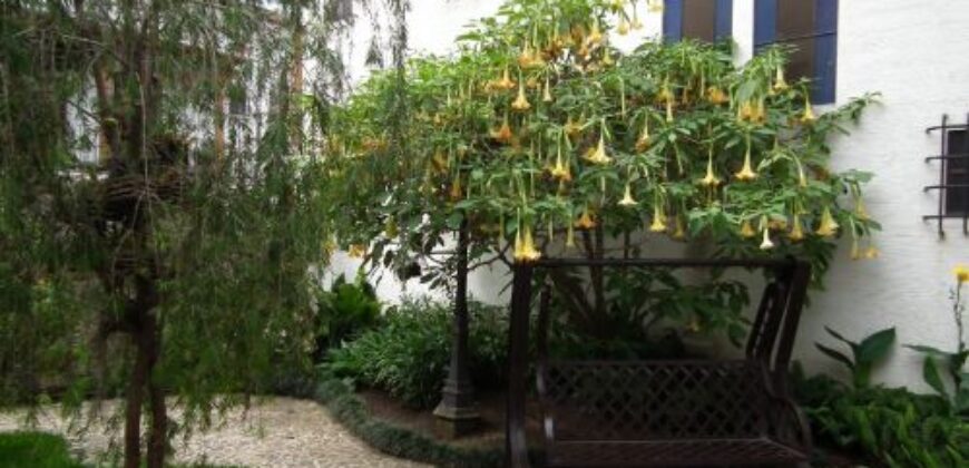 G230 – 3 bedrooms house for rent