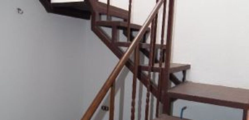 G230 – 3 bedrooms house for rent