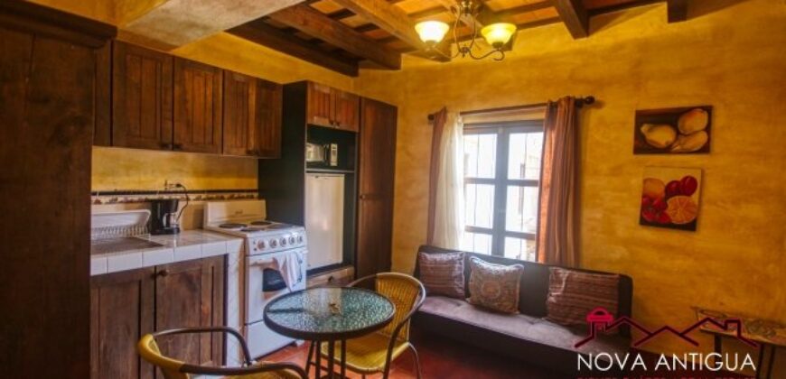 A717 – Studio furnished