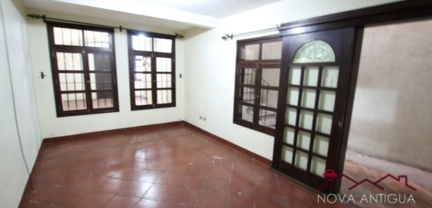 A936 – House For Rent 2 Bedrooms Unfurnished