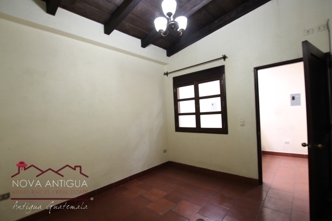 A936 – House For Rent 2 Bedrooms Unfurnished
