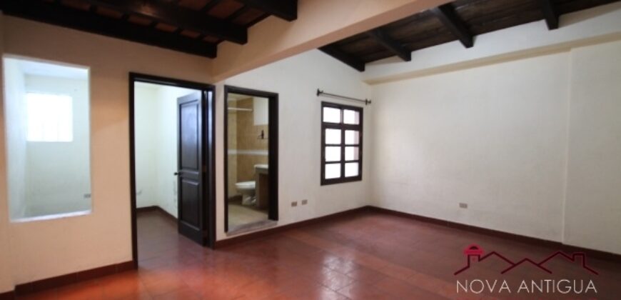 A936 – House For Rent 2 Bedrooms Unfurnished