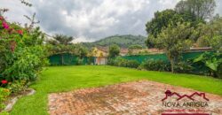 A4133 – Incredible opportunity in Antigua Guatemala