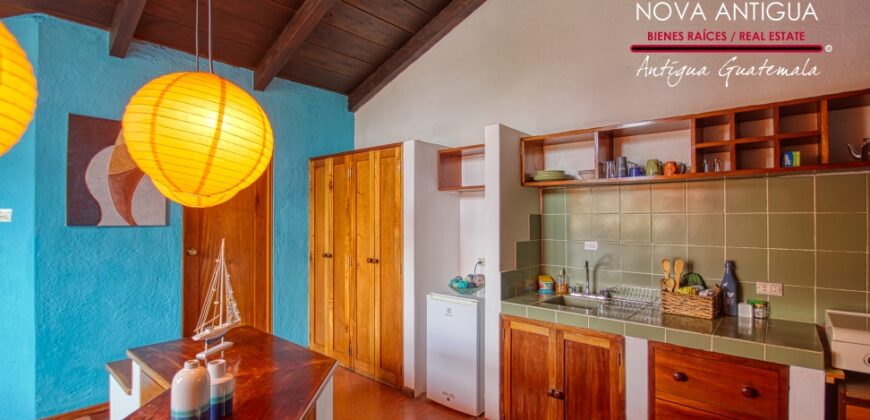 A4137 – Apartment for rent in the center of Antigua Guatemala