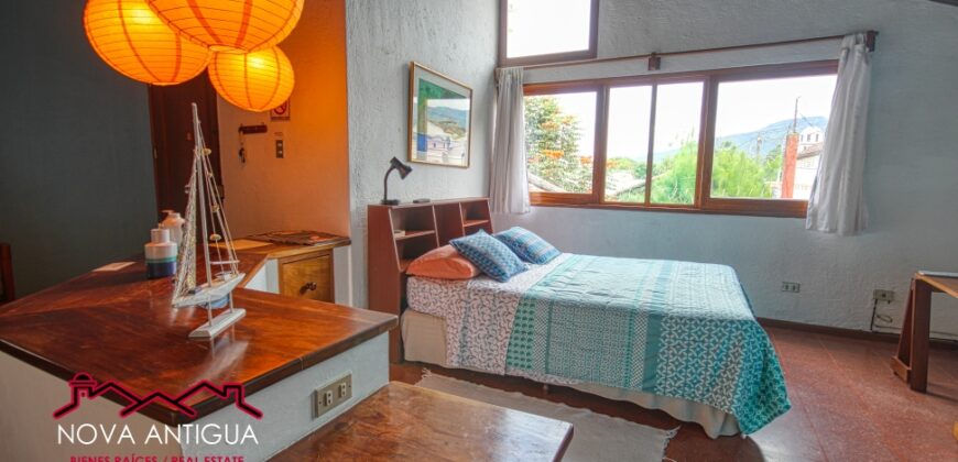 A4137 – Apartment for rent in the center of Antigua Guatemala