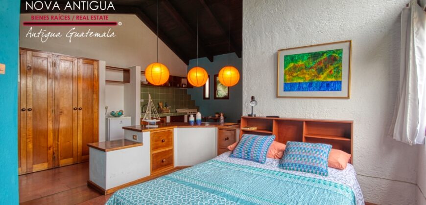 A4137 – Apartment for rent in the center of Antigua Guatemala