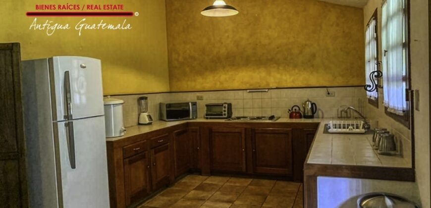 A271 – 1 bedroom apartment furnished