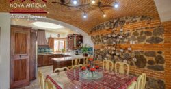 D62 – Hermosa casa en el área de Panorama
