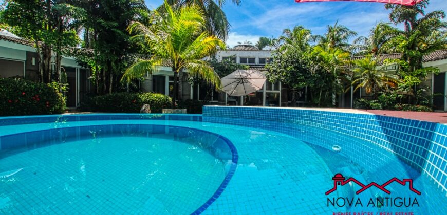 CS010 – Beach mansion in the Pacific Coast of Guatemala