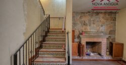 A4145- Casa en remodelacion en el casco de La Antigua