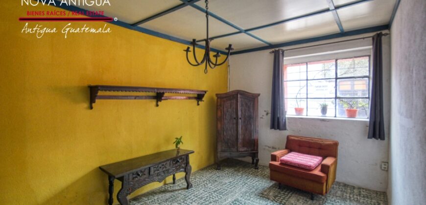 A201 – Casa de 2 habitaciones para rentar en Antigua