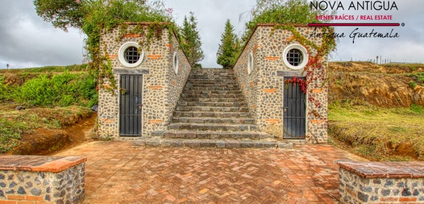 SML03 – Land in exclusive residential area near Antigua Guatemala