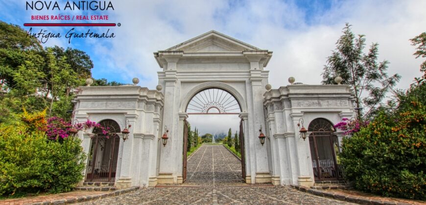 SML03 – Land in exclusive residential area near Antigua Guatemala