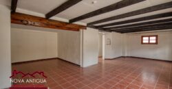 A4142 – Spacious retail space for rent
