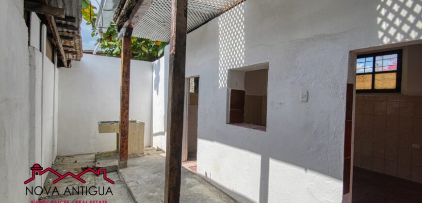 A4142 – Spacious retail space for rent