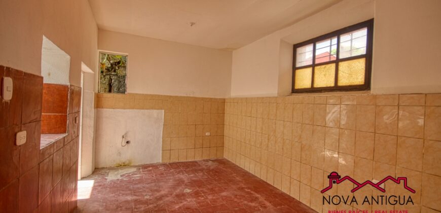 A4142 – Spacious retail space for rent