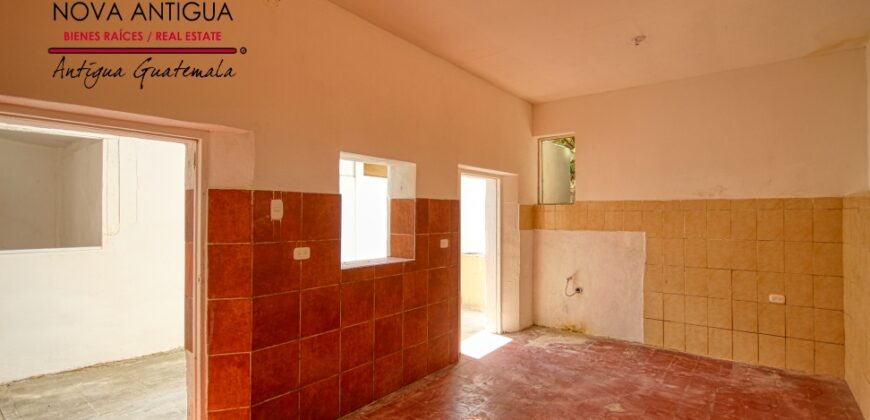 A4142 – Spacious retail space for rent